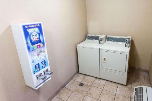 Comfort Inn Pittsburgh - image 10