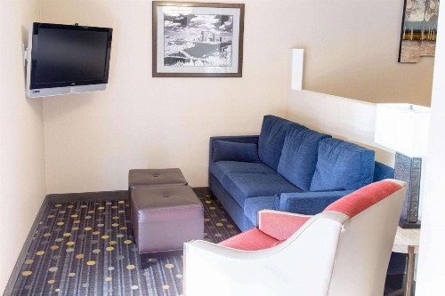 Comfort Inn Pittsburgh - image 12