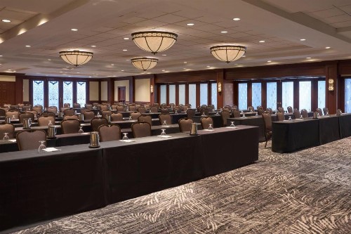 Sheraton Pittsburgh Hotel at Station Square - image 25