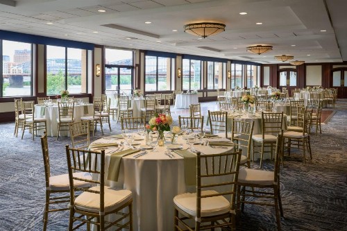 Sheraton Pittsburgh Hotel at Station Square - image 27