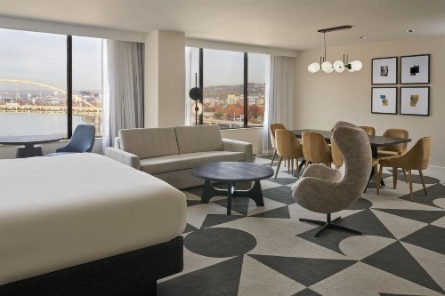 Sheraton Pittsburgh Hotel at Station Square - image 31