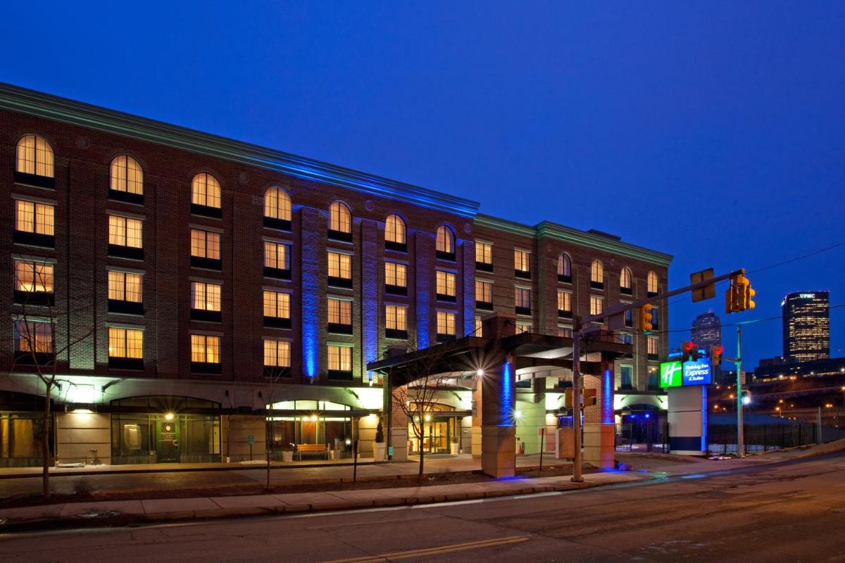Holiday Inn Express Hotel & Suites Pittsburgh-South Side an IHG Hotel - image 4