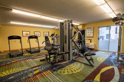 Holiday Inn Express Hotel & Suites Pittsburgh Airport an IHG Hotel - image 26