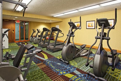 Holiday Inn Express Hotel & Suites Pittsburgh Airport an IHG Hotel - image 30