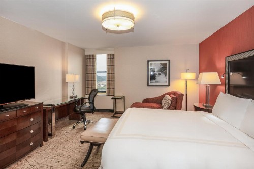 Pittsburgh Marriott City Center - image 35