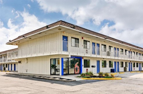 Motel 6 Crafton
