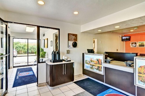Motel 6-Pittsburgh PA - Crafton - image 23