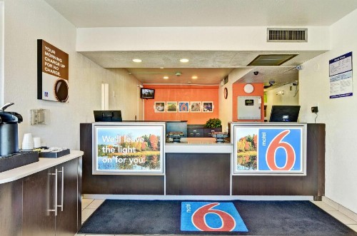 Motel 6-Pittsburgh PA - Crafton - image 34