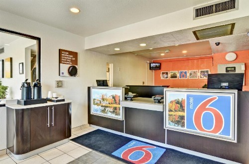 Motel 6-Pittsburgh PA - Crafton - image 35