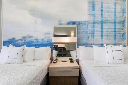 Courtyard by Marriott Pittsburgh Downtown - image 11