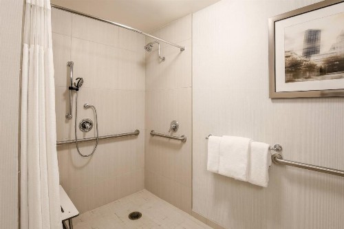 Courtyard by Marriott Pittsburgh Downtown - image 19