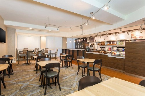 Courtyard by Marriott Pittsburgh Downtown - image 26