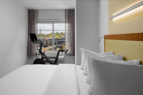 SpringHill Suites Pittsburgh Southside Works - image 23