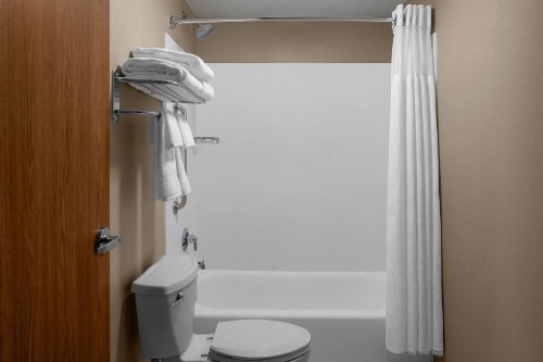SpringHill Suites Pittsburgh Southside Works - image 30