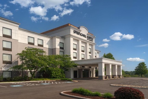SpringHill Suites West Mifflin - image 4