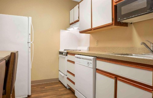 Extended Stay America Suites - Pittsburgh - Airport - image 19