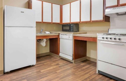 Extended Stay America Suites - Pittsburgh - Airport - image 23