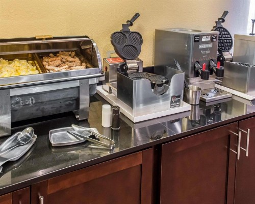 MainStay Suites Pittsburgh Airport - image 17