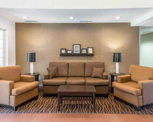 MainStay Suites Pittsburgh Airport - image 27
