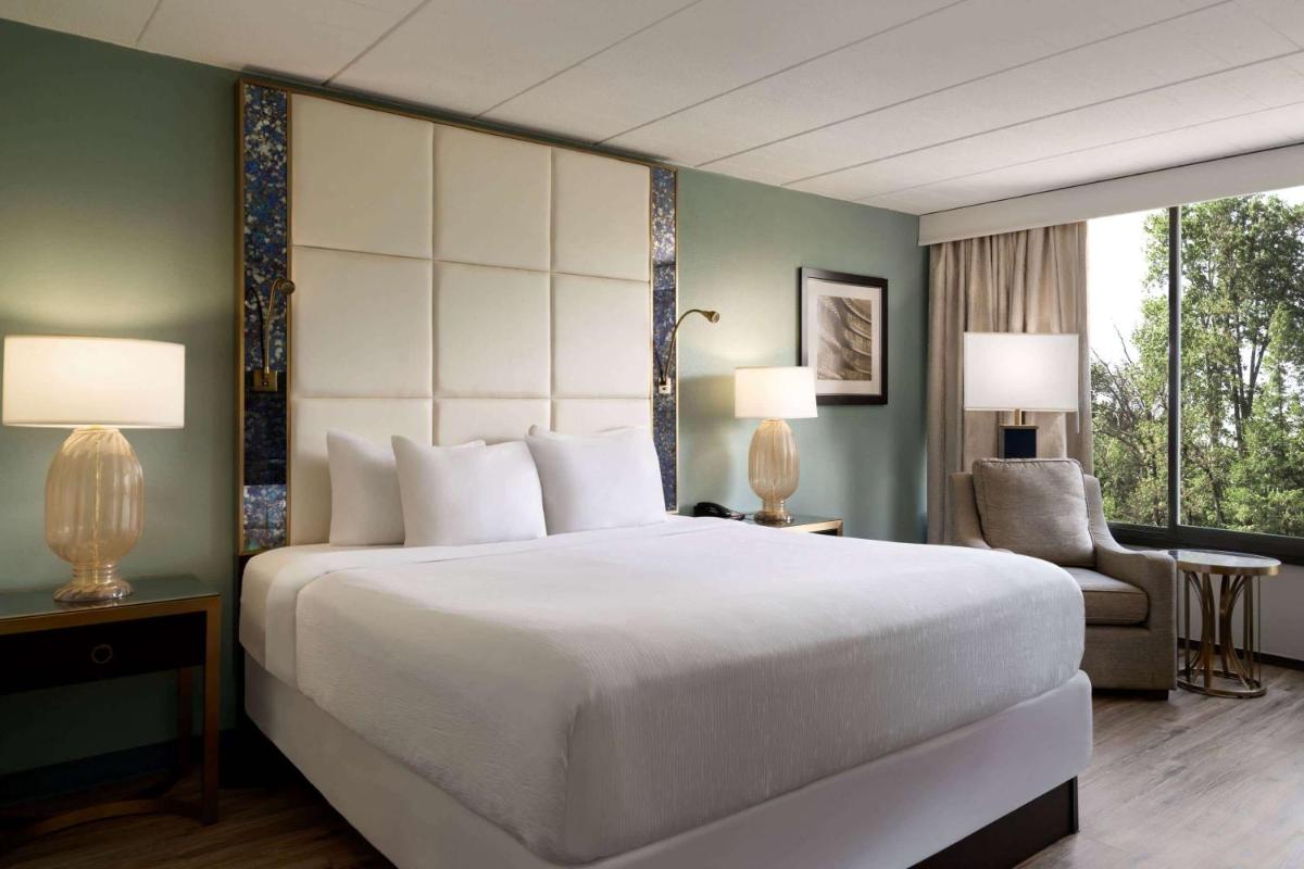Wyndham Garden Pittsburgh Airport - image 7