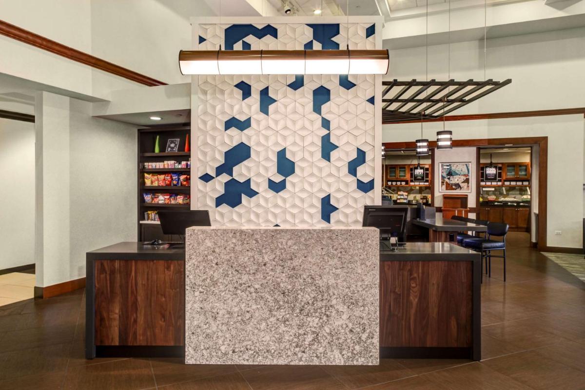 Hyatt Place Pittsburgh Airport - image 4
