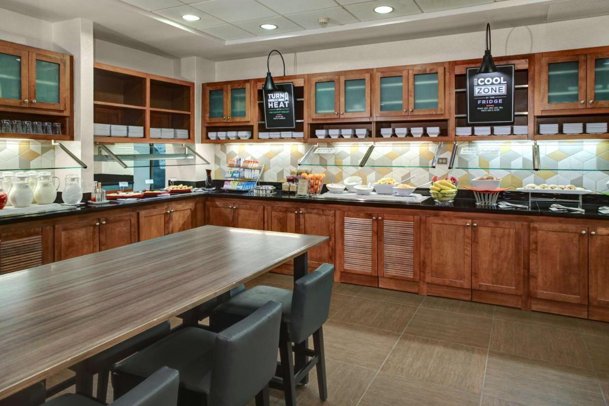 Hyatt Place Pittsburgh Airport - image 7
