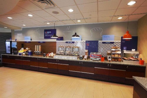 Holiday Inn Express Pittsburgh West - Greentree an IHG Hotel - image 26