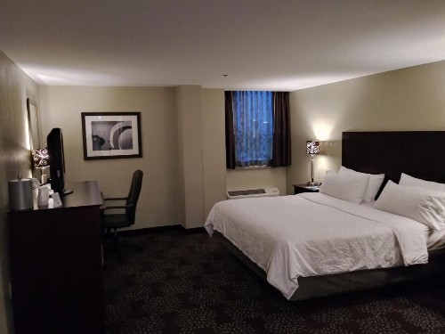 Holiday Inn Express Pittsburgh West - Greentree an IHG Hotel - image 6
