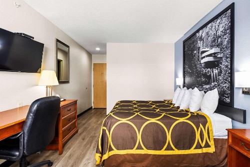 Super 8 by Wyndham Pittsburgh/Monroeville - image 31