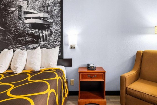 Super 8 by Wyndham Pittsburgh/Monroeville - image 34