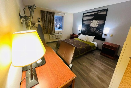 Super 8 by Wyndham Pittsburgh/Monroeville - image 46
