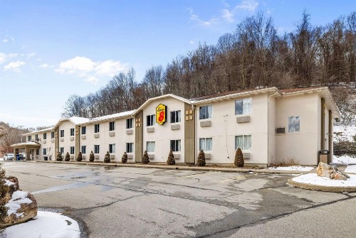 Super 8 by Wyndham Pittsburgh/Monroeville - image 5