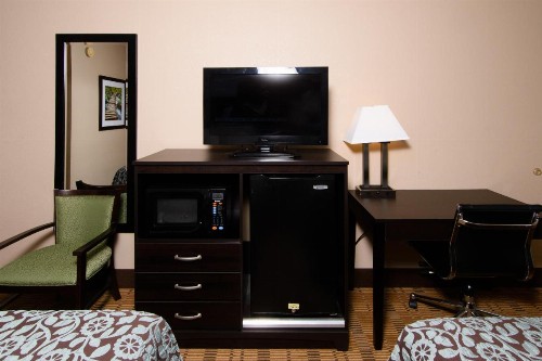 Days Inn by Wyndham Pittsburgh-Harmarville - image 14