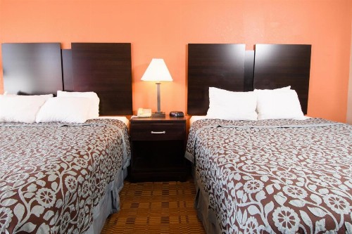 Days Inn by Wyndham Pittsburgh-Harmarville - image 16