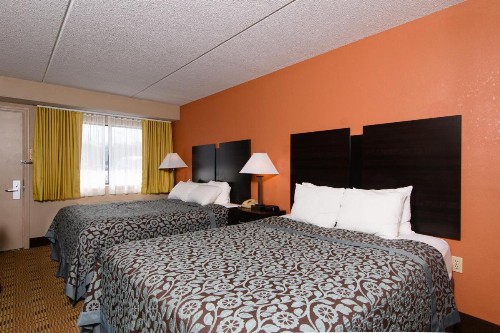 Days Inn by Wyndham Pittsburgh-Harmarville - image 20