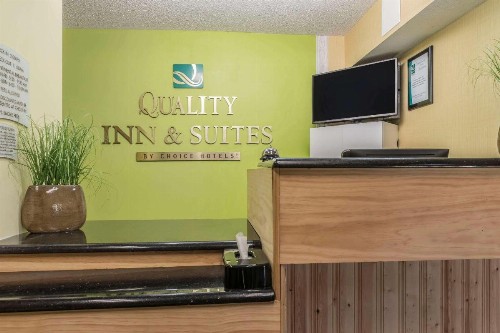 Quality Inn & Suites Harmarville - image 15