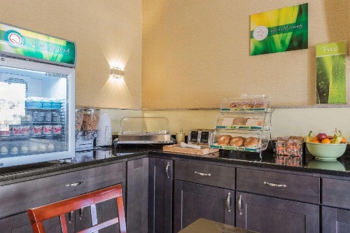 Quality Inn & Suites Harmarville - image 21