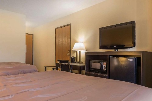 Quality Inn & Suites Harmarville - image 9