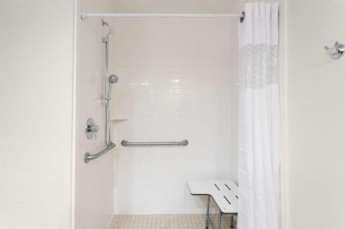 Hampton Inn Pittsburgh/West Mifflin - image 23