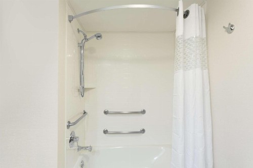 Hampton Inn Pittsburgh/West Mifflin - image 33