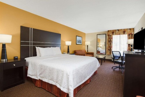 Hampton Inn Pittsburgh/West Mifflin - image 34