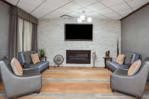 Hampton Inn Pittsburgh/West Mifflin - image 38
