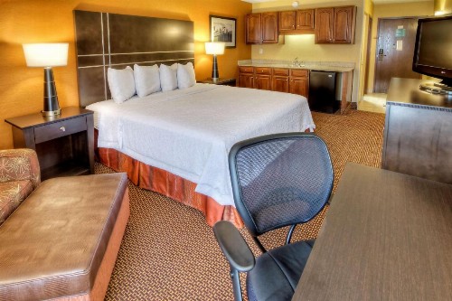 Hampton Inn Pittsburgh/West Mifflin - image 48