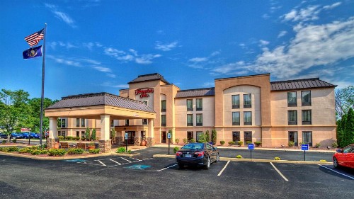 Hampton Inn Pittsburgh/West Mifflin - image 9