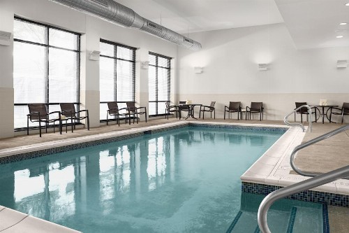 Hyatt Place Pittsburgh North Shore - image 10
