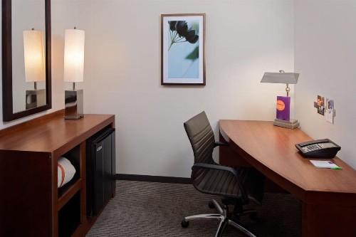 Hyatt Place Pittsburgh North Shore - image 15