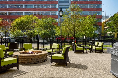 Hyatt Place Pittsburgh North Shore - image 22