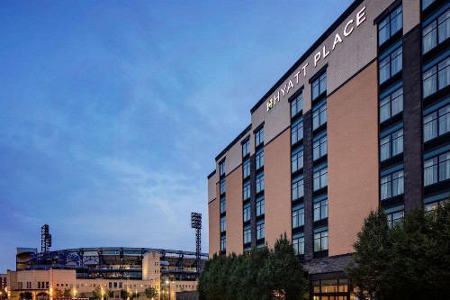 Hyatt Place Pittsburgh North Shore - image 8