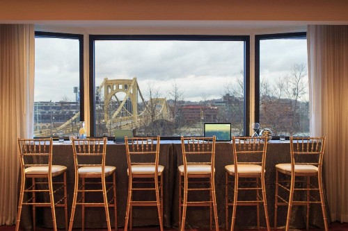 Renaissance Pittsburgh Hotel - image 17