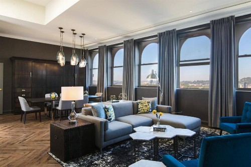 Renaissance Pittsburgh Hotel - image 18